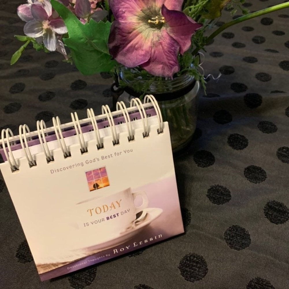 Joy Spring Motivational Desktop Devotional Calendar - New